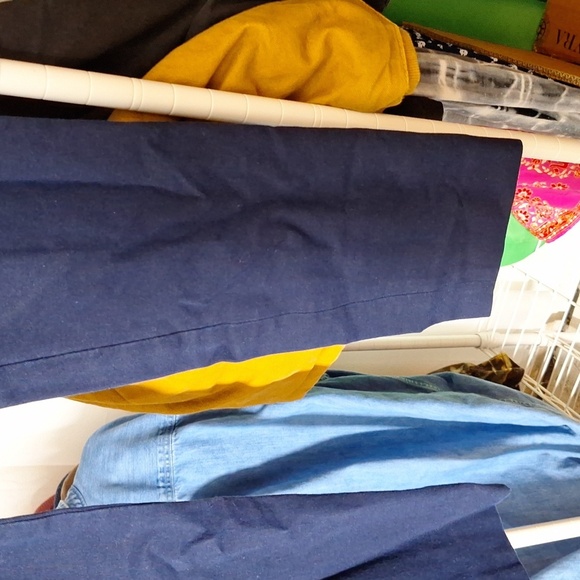 WHBM BLUE SKINNY LEG 4R PANTS - Picture 3 of 8